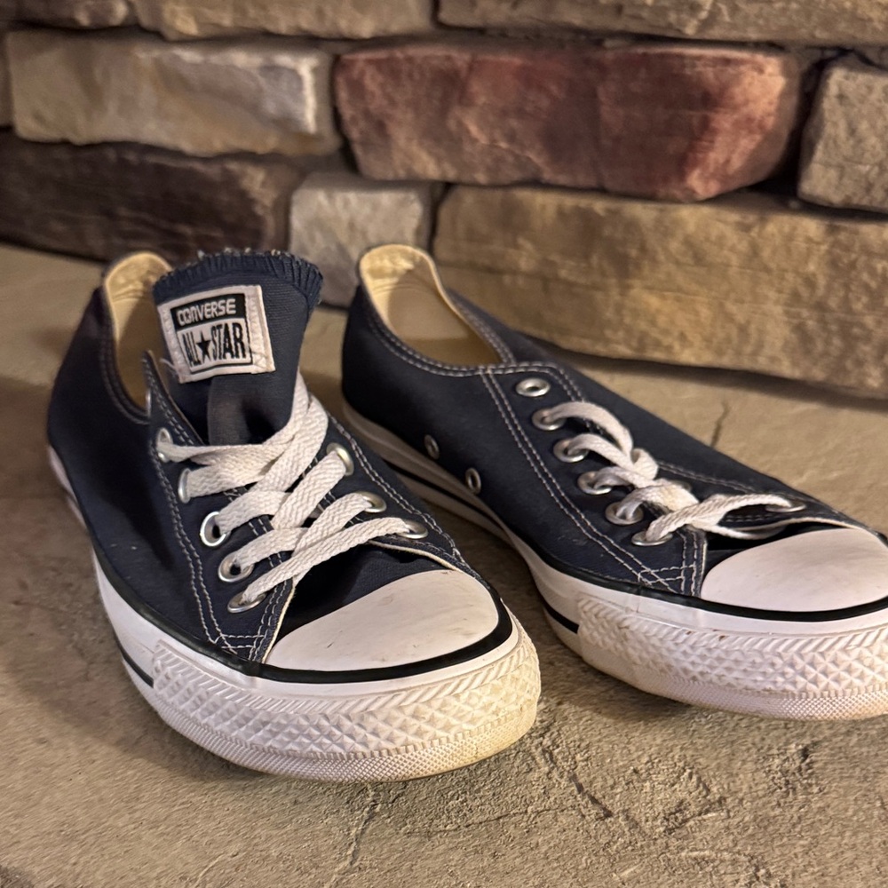 Converse Chuck Taylor Navy and White Sneakers